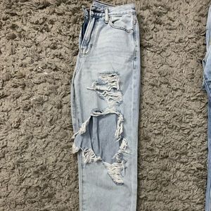 never worn american eagle mom jeans